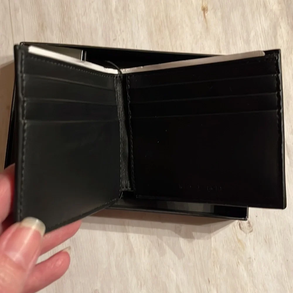 Michael Kors Black MK Gifting Wallet